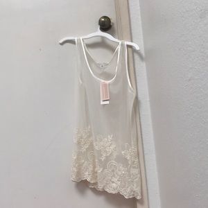 Banana Republic lace tank top